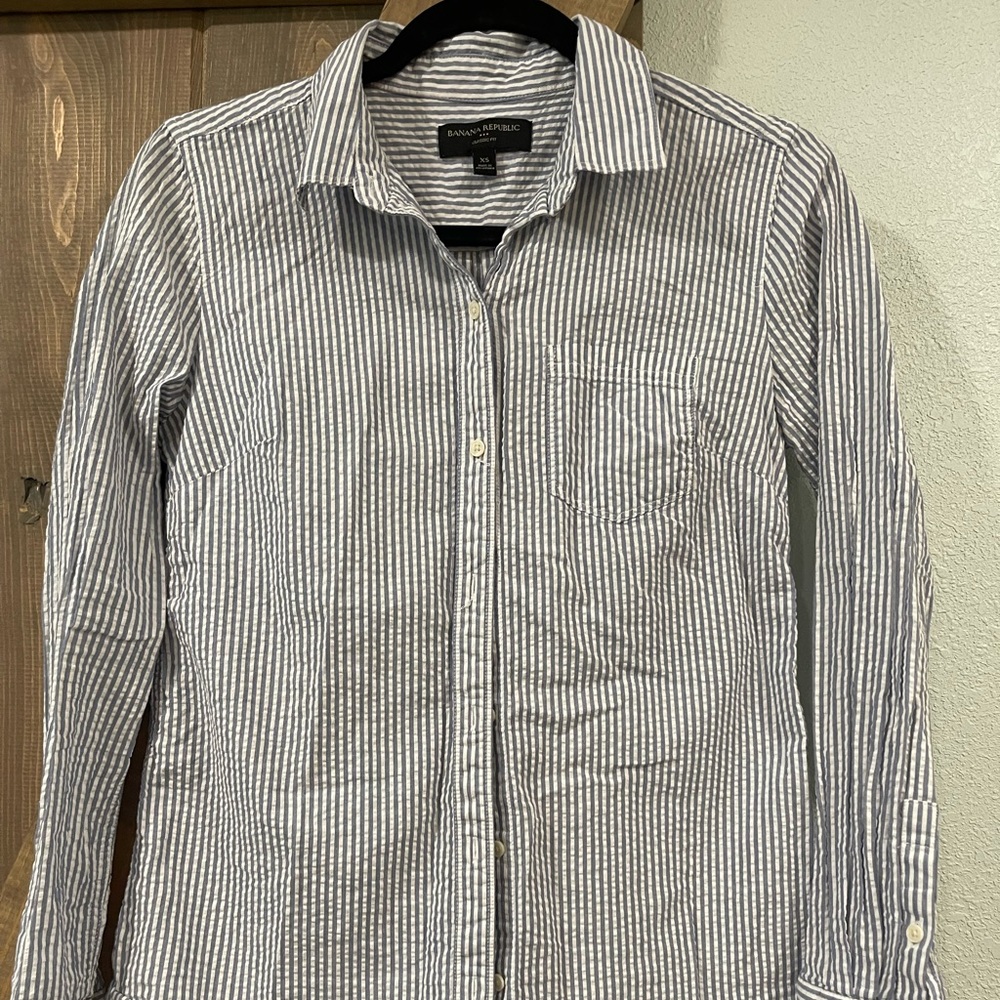 Banana Republic Womens button down shirt